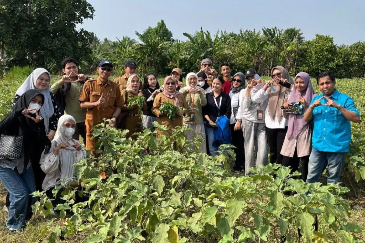 Hannah Asa Indonesia membekali petani milenial di Kabupaten Sigi, Sulawesi Tengah, dengan pemahaman literasi keuangan untuk memperkuat kemampuan mengelola usaha tani secara produktif dan berkelanjutan.